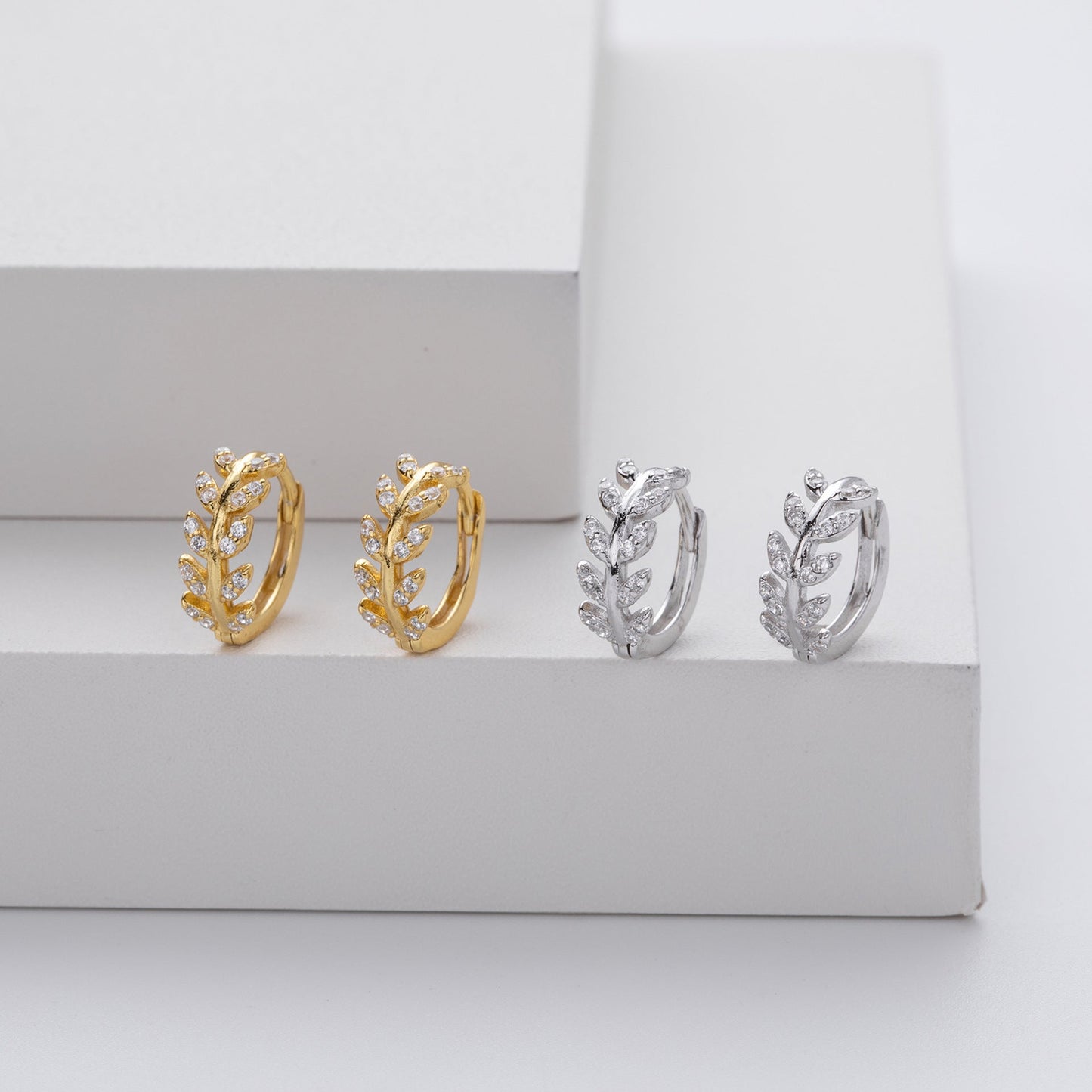Feuilles d'Argent™ | Boucles d'oreilles créoles élégantes