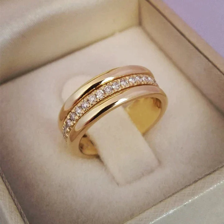 Sarah – Bague vintage en zircon