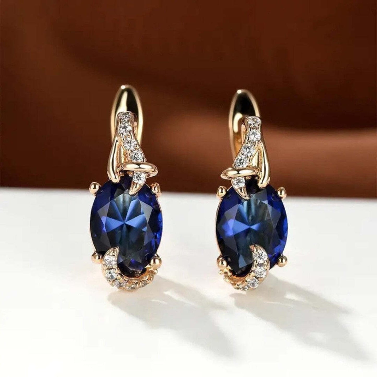 Boucles d'oreilles pendantes Royales de Minuit