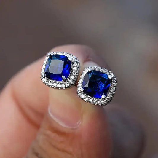 Clous d'oreilles carrés Saphir