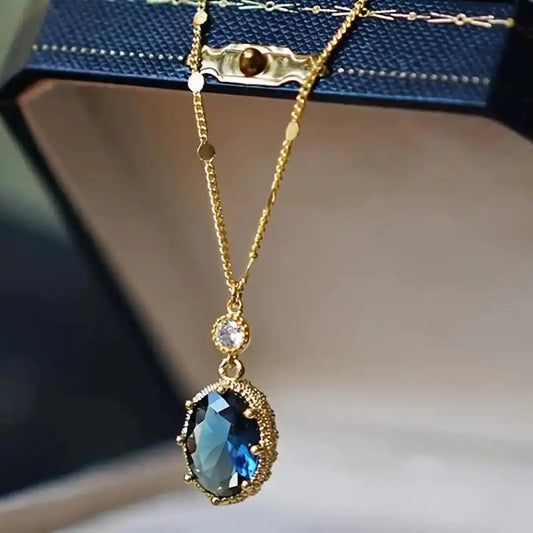 Collier Thessia Lunebray