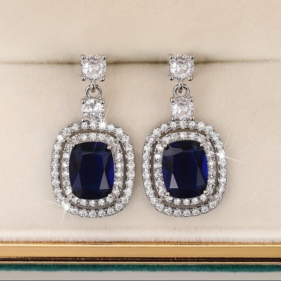 Boucles d'oreilles ovales saphir pavees de zircone