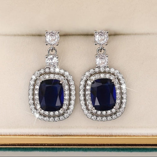 Boucles d'oreilles ovales saphir pavees de zircone