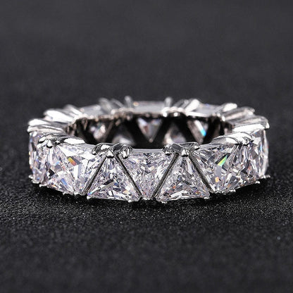 Bague Triangulaire Pierre Rétro