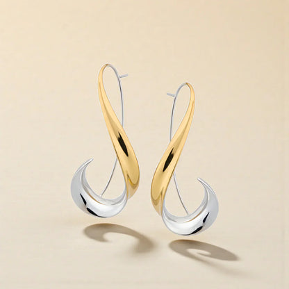 Boucles Dorées Intemporelles Raffinées