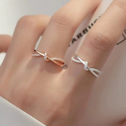 Bague Nœud Croix Classique