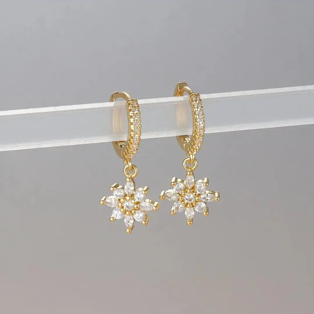Boucles Pendantes Flocon de Neige Cristal Classique