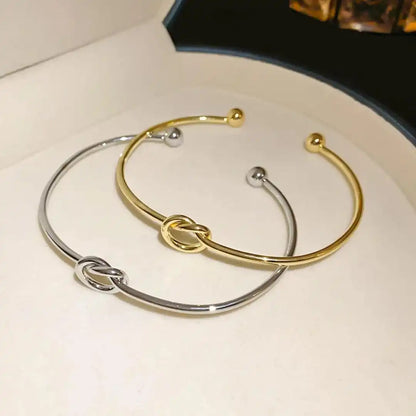 Bracelet Nœud Doré Ajustable