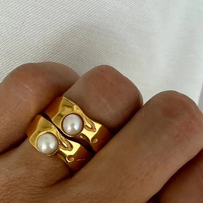 Bague Perle Dorée Rétro