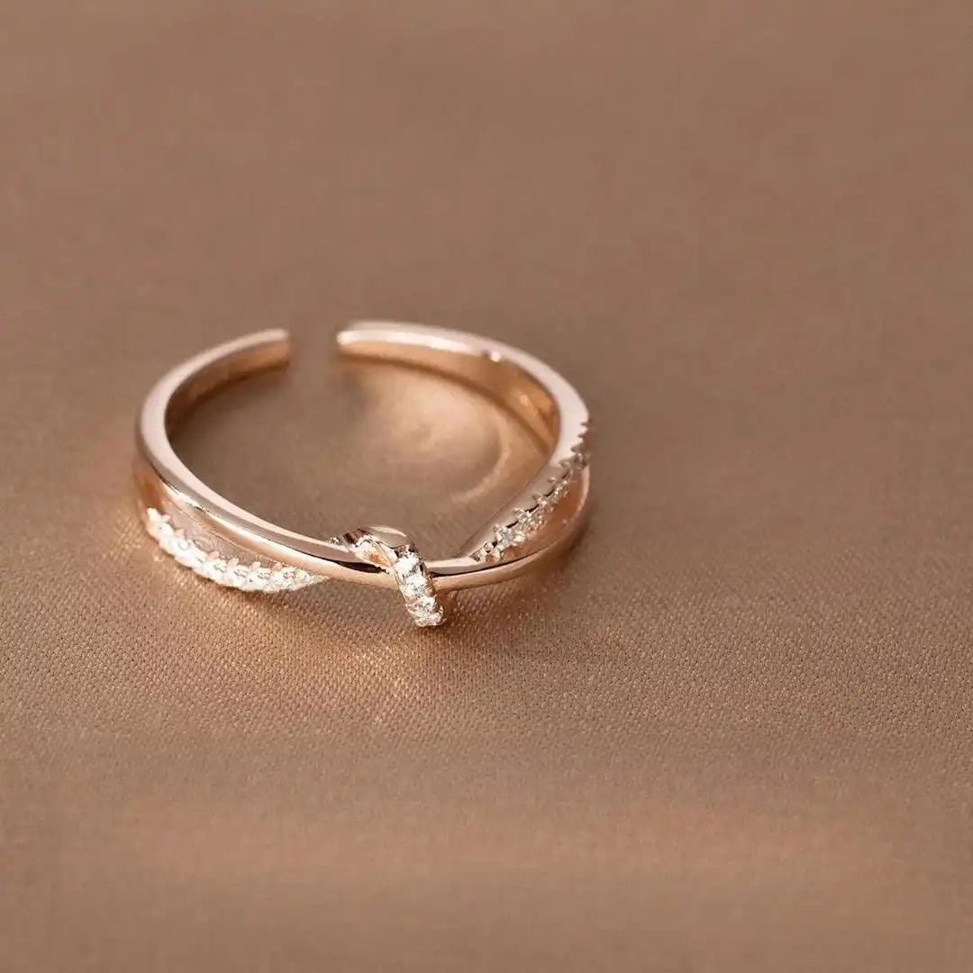 Bague Nœud Croix Classique