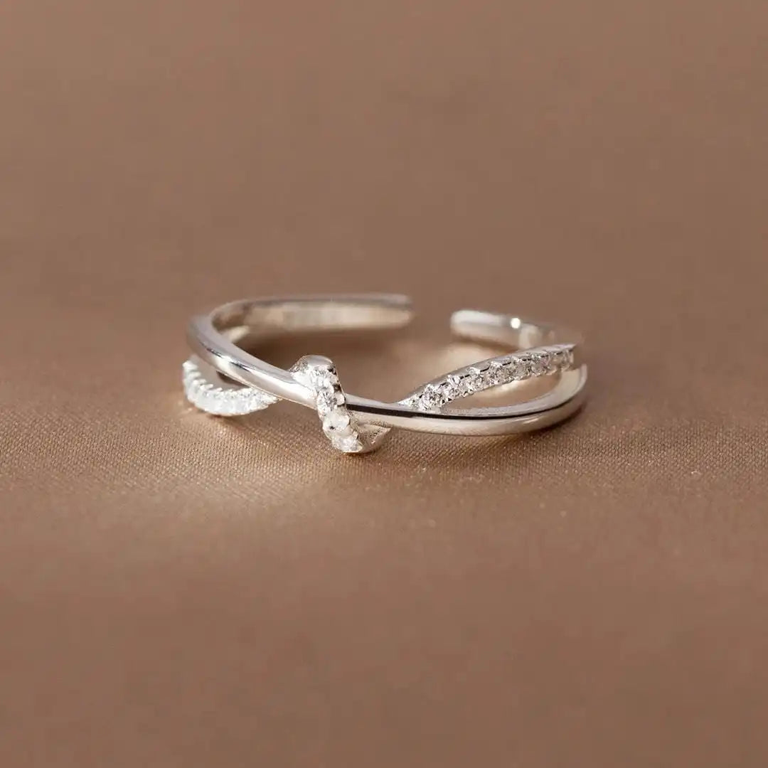 Bague Nœud Croix Classique