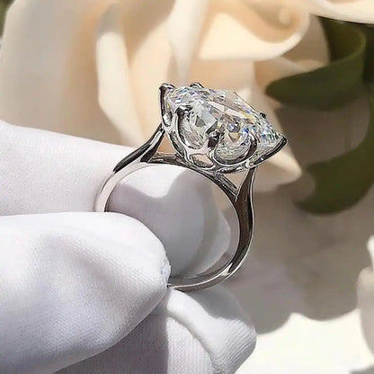 Bague Dorée Zircone Intemporelle