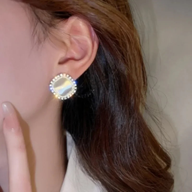 Opalescence™ | Boucles d'oreilles créoles en opale et cristaux