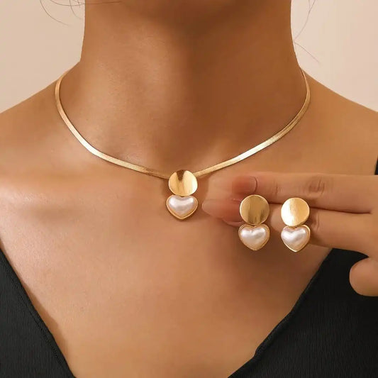 Parure Collier et Boucles Cœur Doré Rétro
