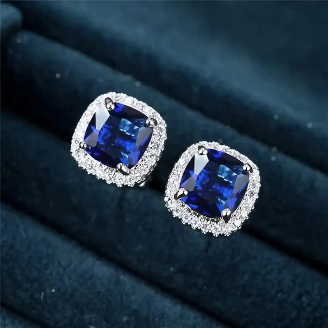 Clous d'oreilles carrés Saphir