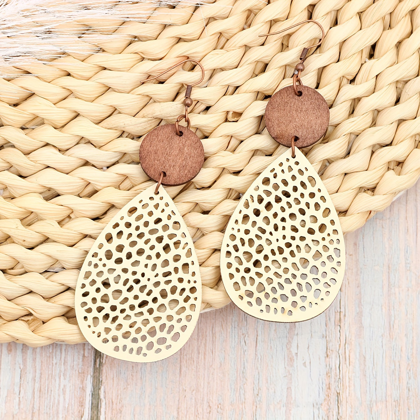 Goutte Élégante™ | Boucles en matière raffinée