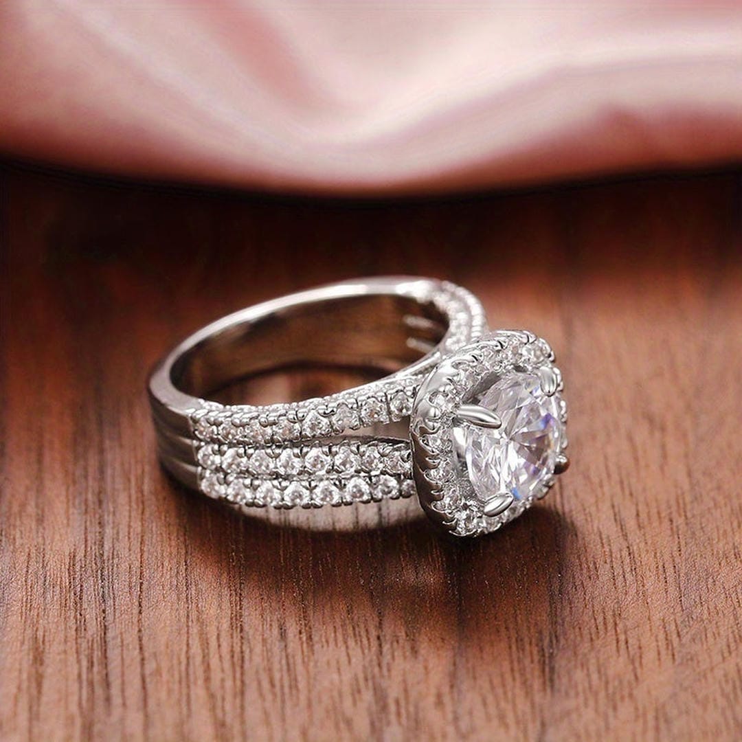 Bague Halo Coussin Pavée