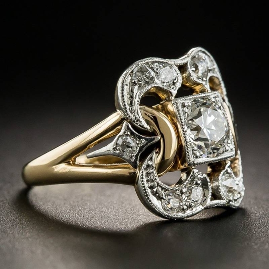 Bague Vintage en Or Ornée de Zircons