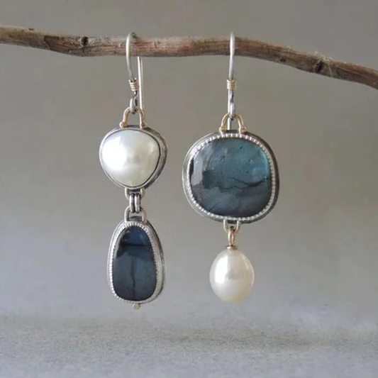 Boucles d’Oreilles Vintage Ornées d’une Pierre Bleue et d’une Perle